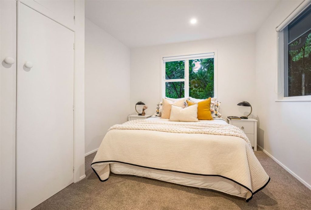 1322e3f6-d646-48a7-a4a8-c1082d9cdc70