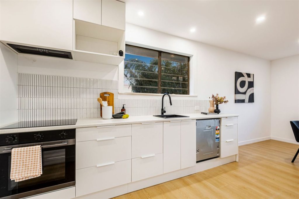 f9e1efe2-82f5-4a8c-bfec-9ccbb3da7680